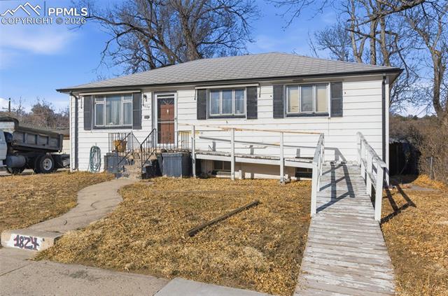 1824 W Platte  , colorado springs&nbsp; House Search MLS Picture