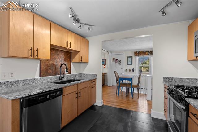 MLS Image for 831  Manitou  ,Colorado Springs, Colorado