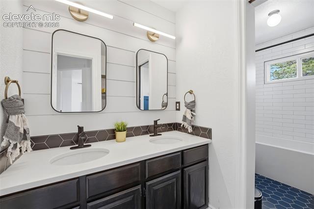 MLS Image for 14880 W Kiowa Creek  ,Colorado Springs, Colorado