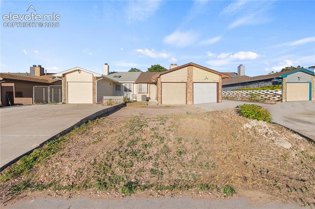 2435  Shawnee  , colorado springs&nbsp; House Search MLS Picture