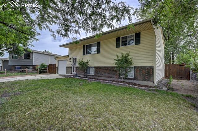 2122  Calle Fontana  , fountain  House Search MLS Picture