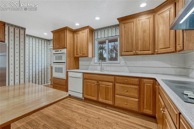 MLS Image for 10  GOLD COIN  ,Colorado Springs, Colorado