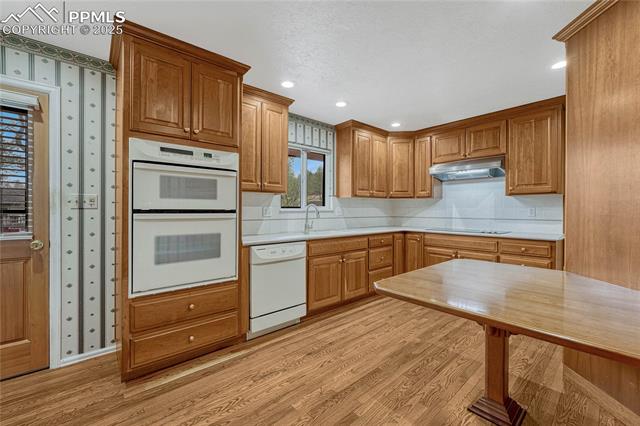 MLS Image for 10  GOLD COIN  ,Colorado Springs, Colorado