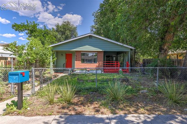 914  Carlisle  , colorado springs  House Search MLS Picture