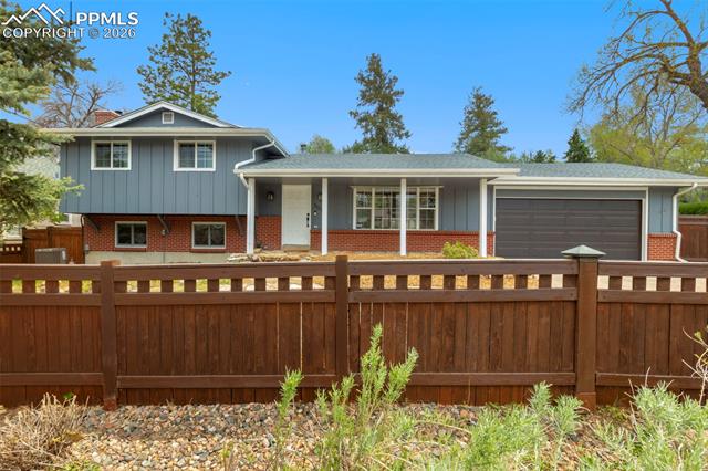 509 W Cheyenne  , colorado springs&nbsp; House Search MLS Picture