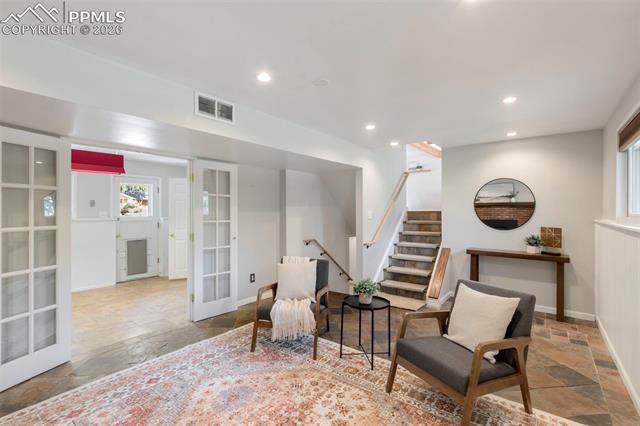 MLS Image for 509 W Cheyenne  ,Colorado Springs, Colorado
