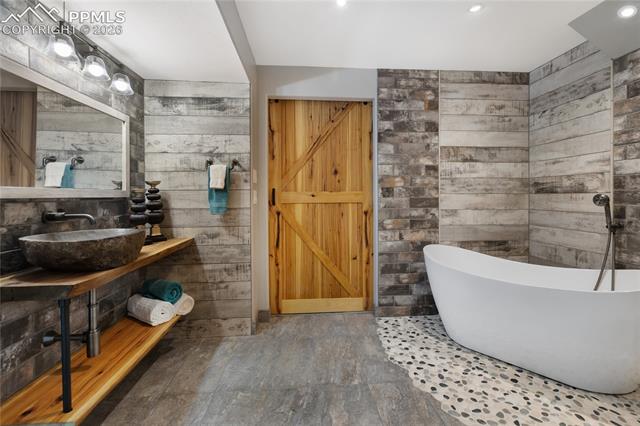 MLS Image for 540  Fox Run  ,Colorado Springs, Colorado