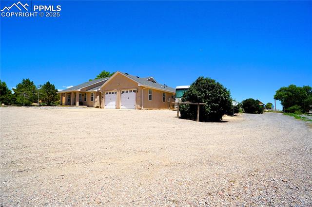 461 E Fredonia  , pueblo  House Search MLS Picture