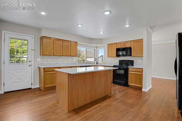 MLS Image for 670  Robinglen  ,Colorado Springs, Colorado