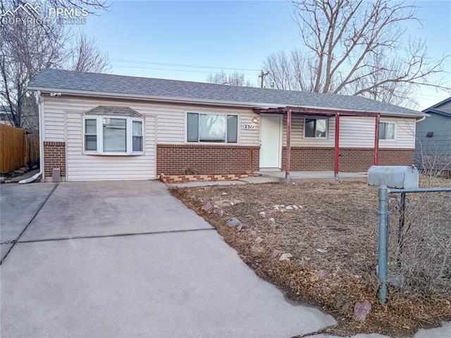 2511  Sonoma  , colorado springs&nbsp; House Search MLS Picture