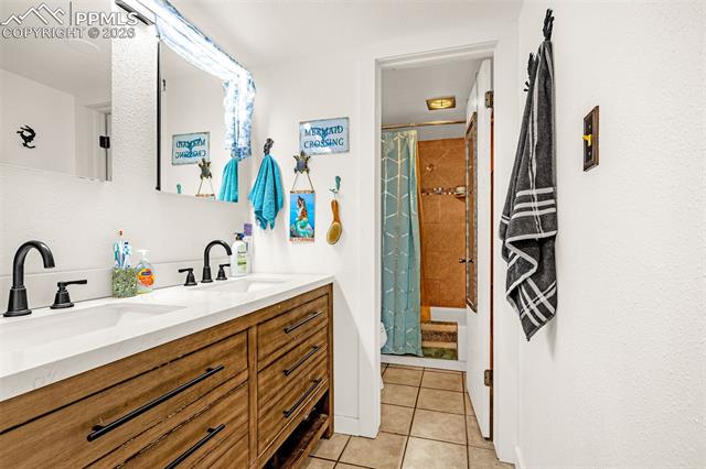 MLS Image for 1018  Fontmore  C ,Colorado Springs, Colorado