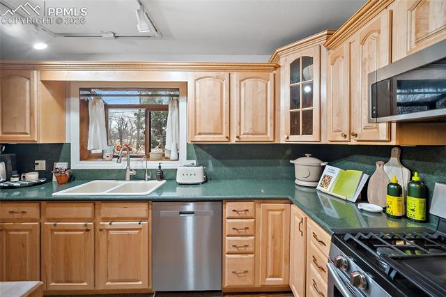 MLS Image for 1009  Panorama  ,Colorado Springs, Colorado