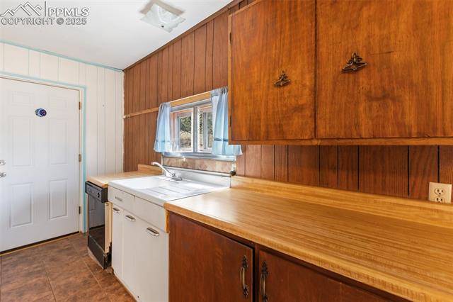 MLS Image for 272  Spring Valley  ,Florissant, Colorado