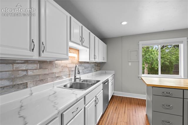 MLS Image for 833  Dirksland  ,Colorado Springs, Colorado