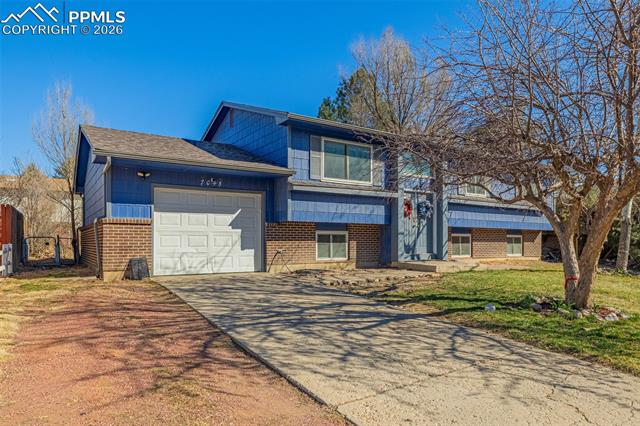 7045  Roaring Spring  , fountain&nbsp; House Search MLS Picture