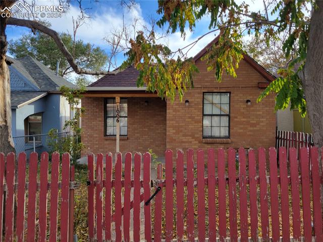 1006 W 11th  , pueblo  House Search MLS Picture