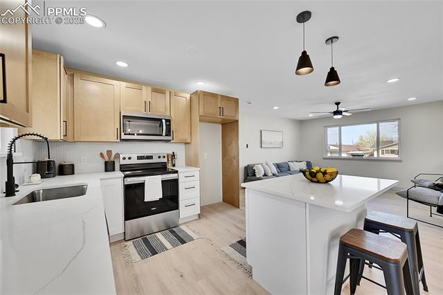 MLS Image for 2103  Oakwood  ,Pueblo, Colorado