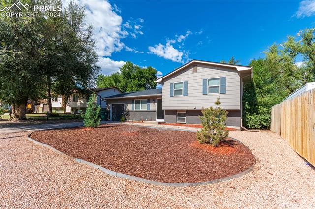 910  De La Vista  , colorado springs  House Search MLS Picture