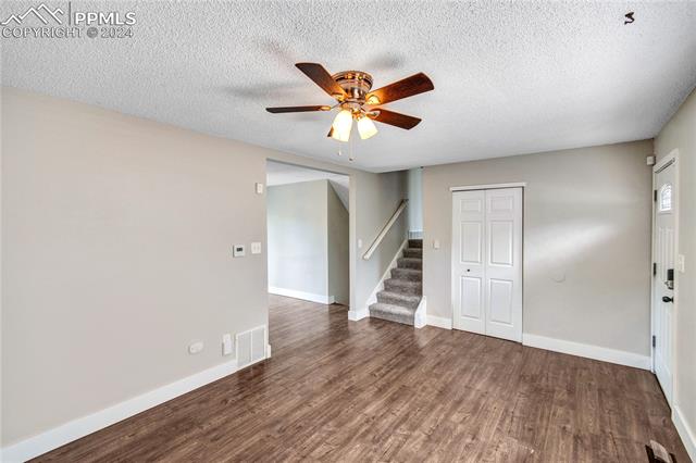 MLS Image for 910  De La Vista  ,Colorado Springs, Colorado