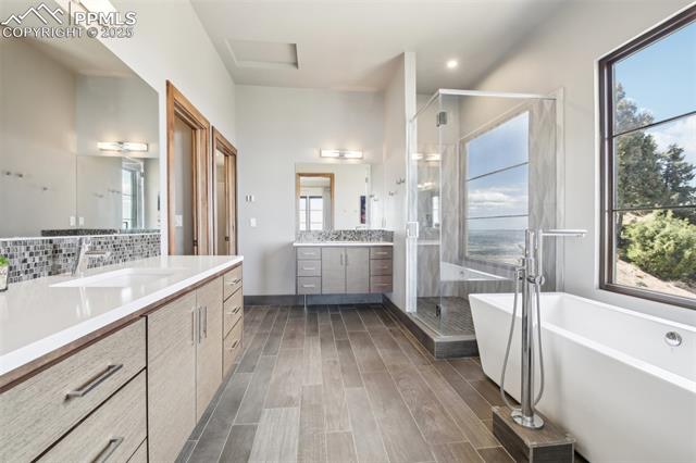 MLS Image for 784  Grand Horizon  ,Manitou Springs, Colorado