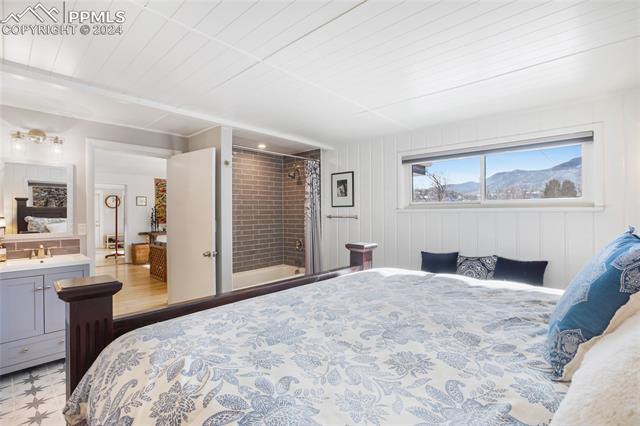 MLS Image for 46  Via Maria Theresia  ,Manitou Springs, Colorado