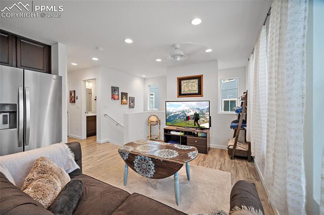 MLS Image for 5840  Thurless  ,Colorado Springs, Colorado