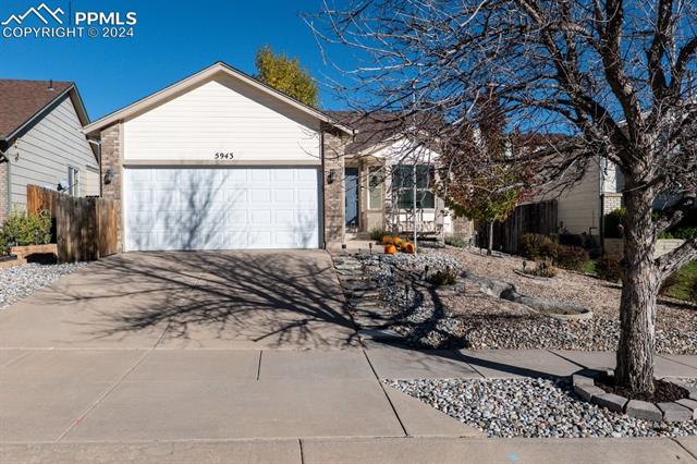 5943  Pioneer Mesa  , colorado springs  House Search MLS Picture