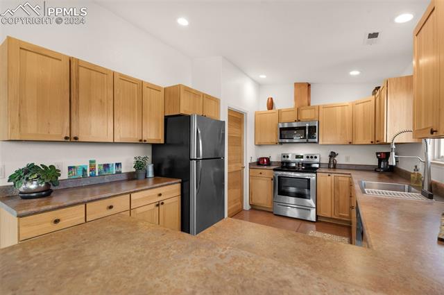 MLS Image for 10  Taos   ,Manitou Springs, Colorado