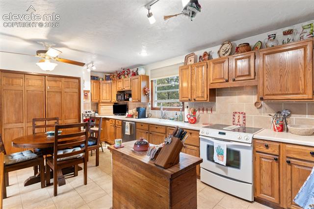 MLS Image for 11640  Calle Corvo  ,Colorado Springs, Colorado
