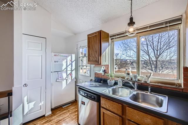 MLS Image for 539  Rolling Hills   ,Colorado Springs, Colorado