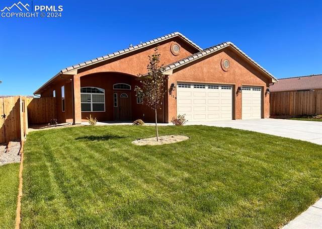 5129  Berrycrest  , pueblo  House Search MLS Picture