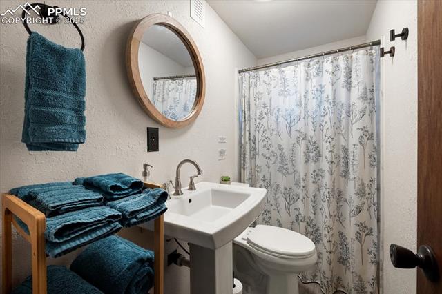 MLS Image for 112  Denwood  ,Florissant, Colorado