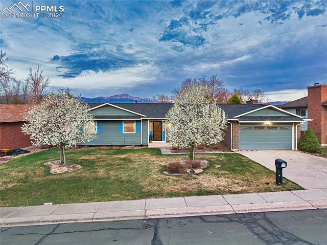 2210  Greenwich  , colorado springs&nbsp; House Search MLS Picture