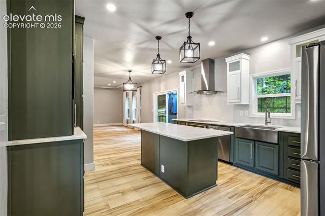 MLS Image for 4998  Chippewa  ,Larkspur, Colorado