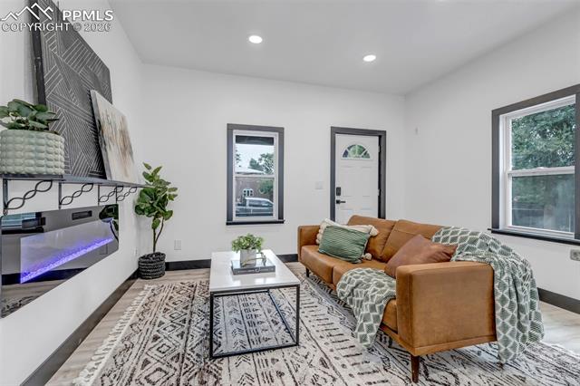 MLS Image for 908 E Cimarron  ,Colorado Springs, Colorado