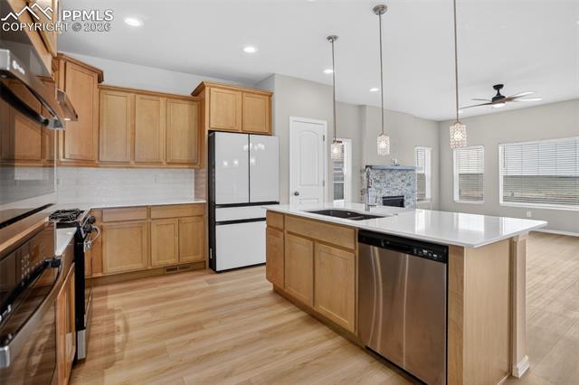 MLS Image for 9347  Mayflower Gulch  ,Colorado Springs, Colorado
