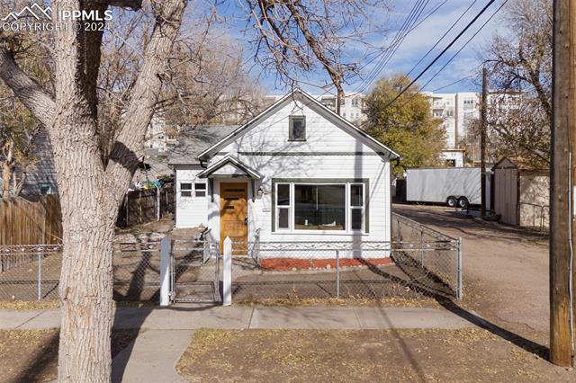 118 W Las Animas  , colorado springs  House Search MLS Picture