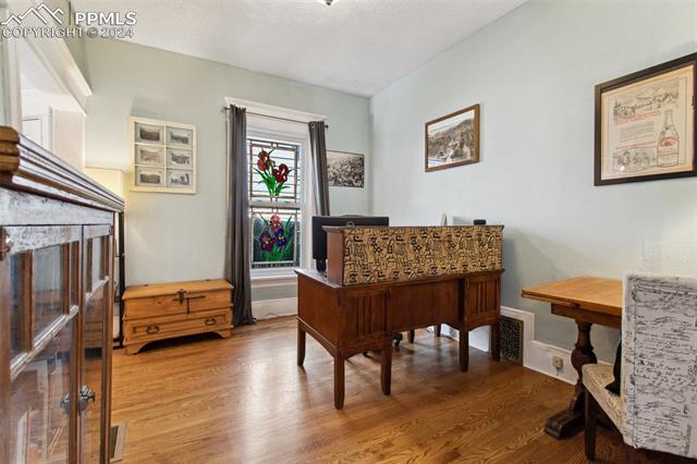 MLS Image for 963  Osage  ,Manitou Springs, Colorado