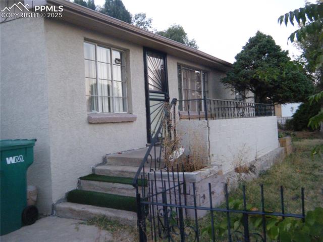 2022 E 10th  , pueblo  House Search MLS Picture