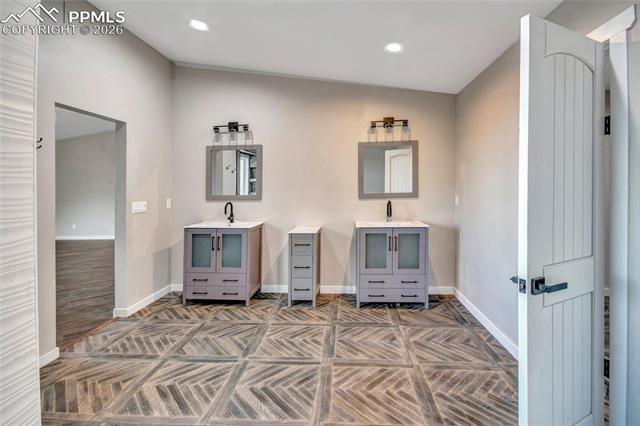 MLS Image for 6943  Fox  ,Larkspur, Colorado