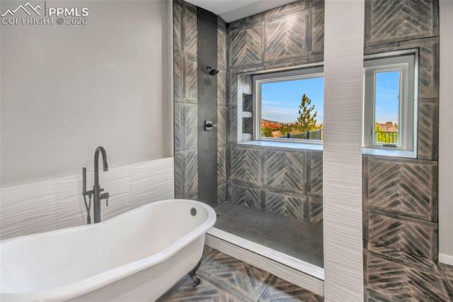 MLS Image for 6943  Fox  ,Larkspur, Colorado