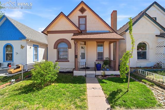 112  Gale  , pueblo&nbsp; House Search MLS Picture