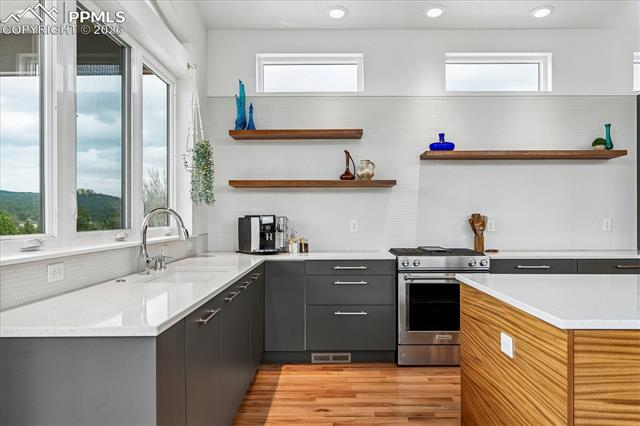 MLS Image for 3885  Sierra Vista  ,Monument, Colorado