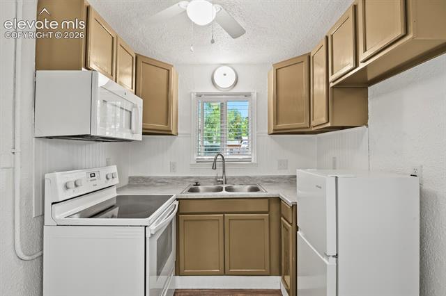MLS Image for 1017 E Evans  ,Pueblo, Colorado