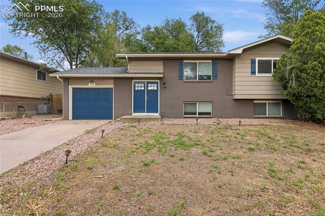 736  Squire  , colorado springs&nbsp; House Search MLS Picture