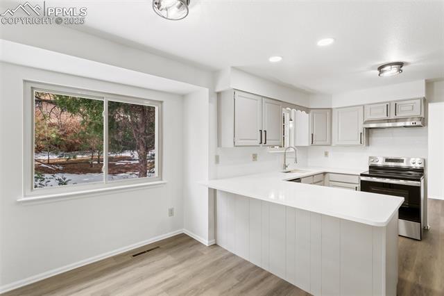 MLS Image for 6075  Castlewood  ,Colorado Springs, Colorado