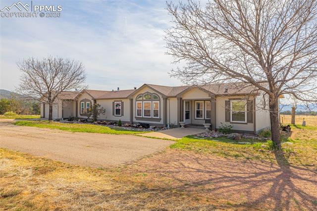 2084  Barrett  , colorado springs&nbsp; House Search MLS Picture