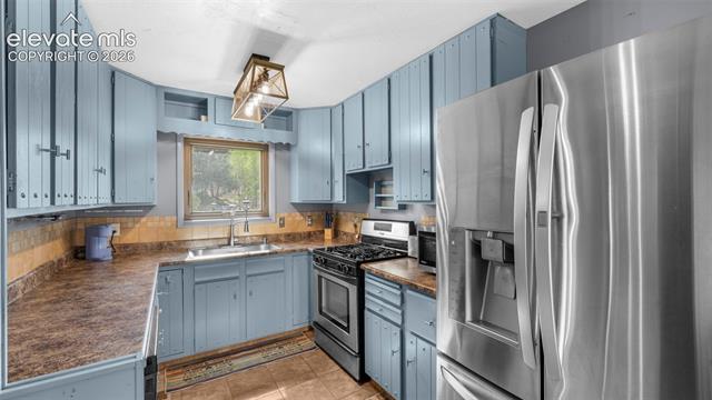 MLS Image for 82 S Mountain Estates  ,Florissant, Colorado