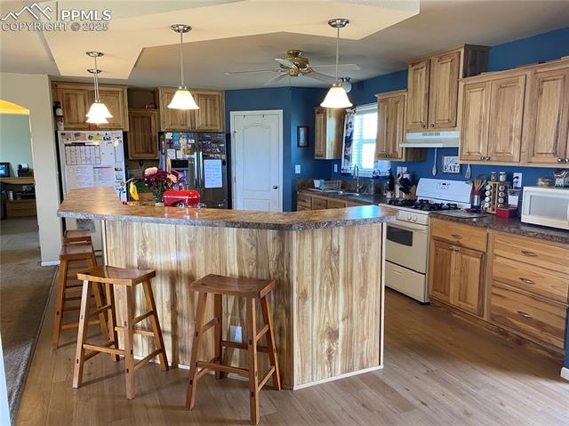 MLS Image for 3915 S Meridian  ,Colorado Springs, Colorado