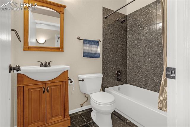 MLS Image for 15619  Paiute  ,Monument, Colorado